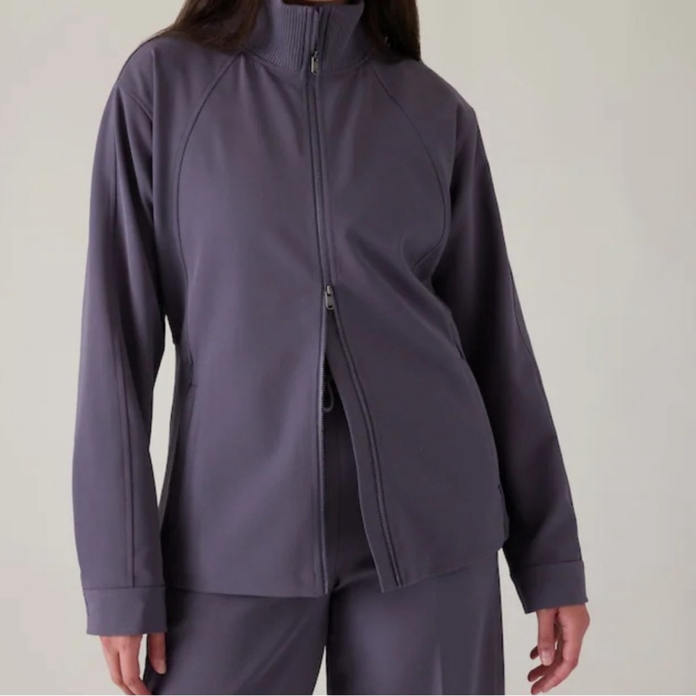 Stride jacket athleta